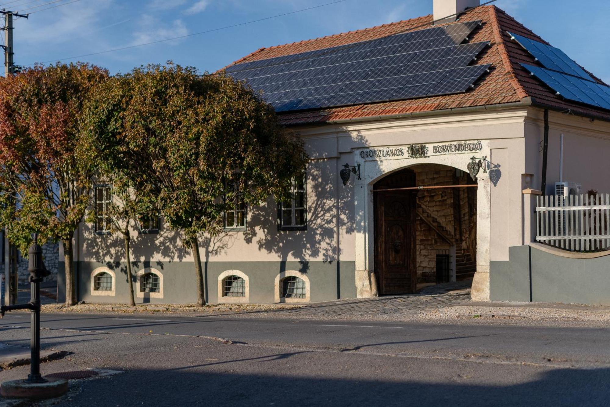 Barka Galeria Hotel Es Etterem Tállya Exterior foto